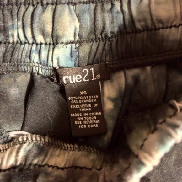 Rue21 soft booty shorts. - Picture 2 of 2